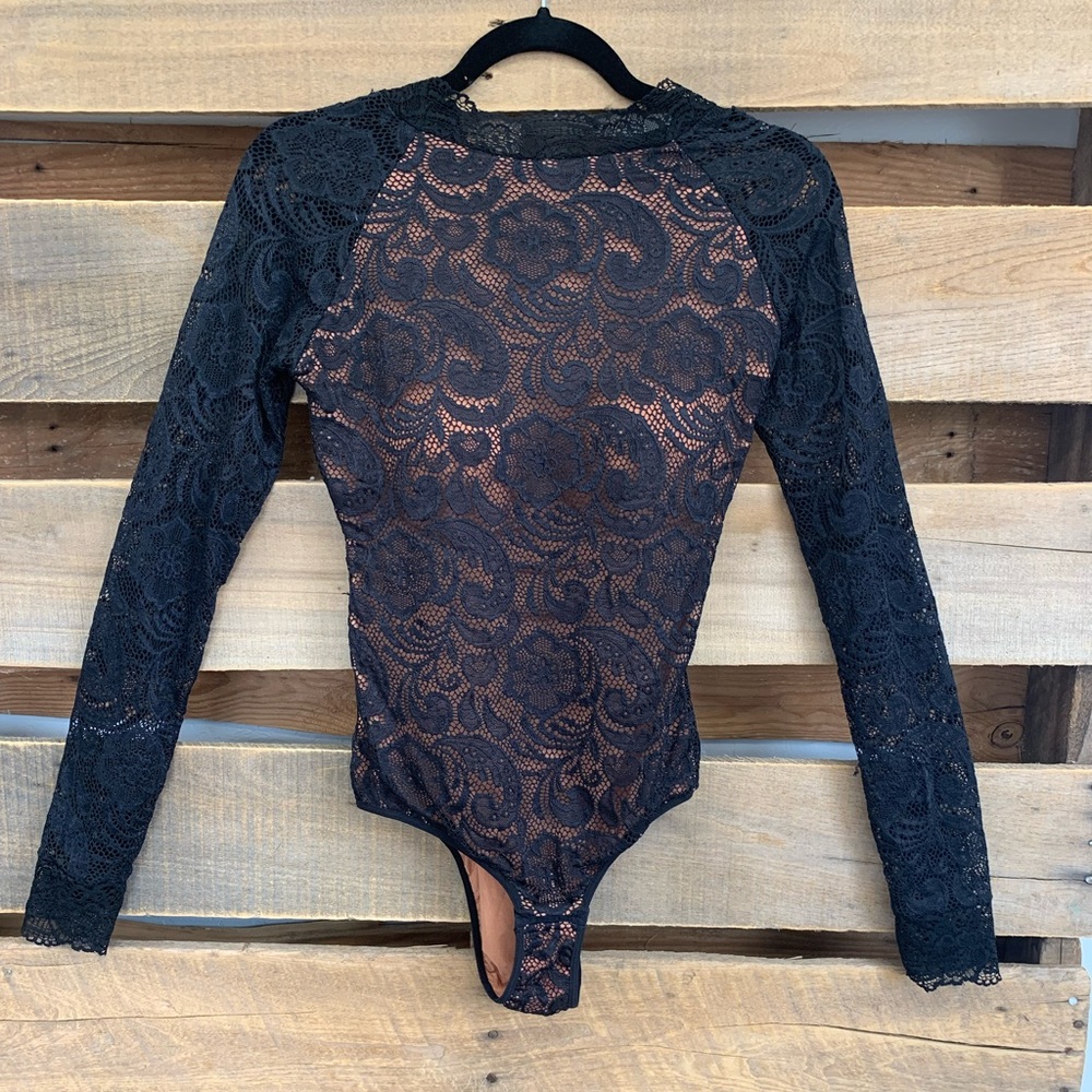 Valisere lave bodysuit built in bra size
